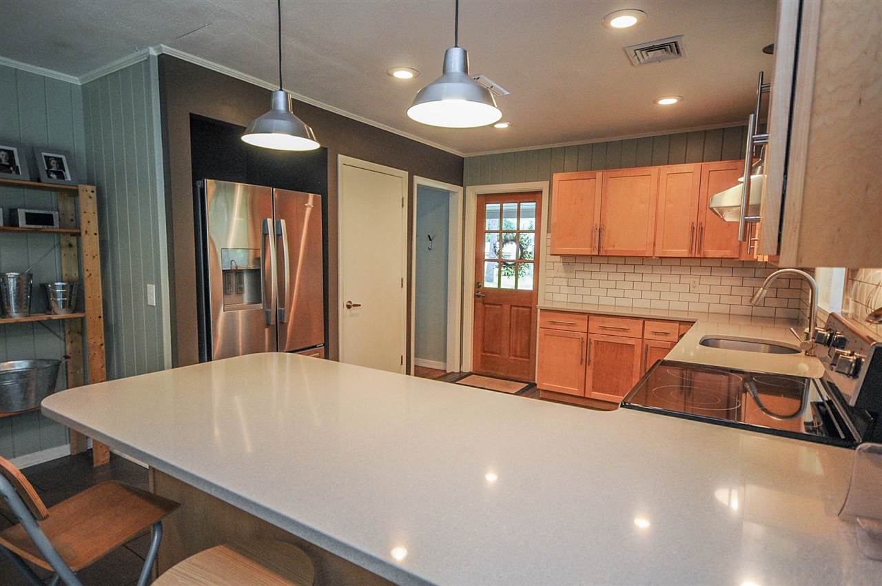 Midcentury in Midtown Open House – 1005 McClendon Drive